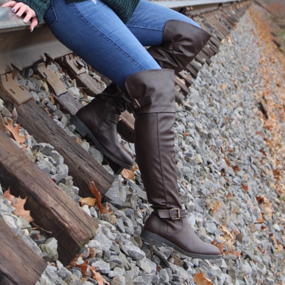 Knee High Brown Boots ✨
